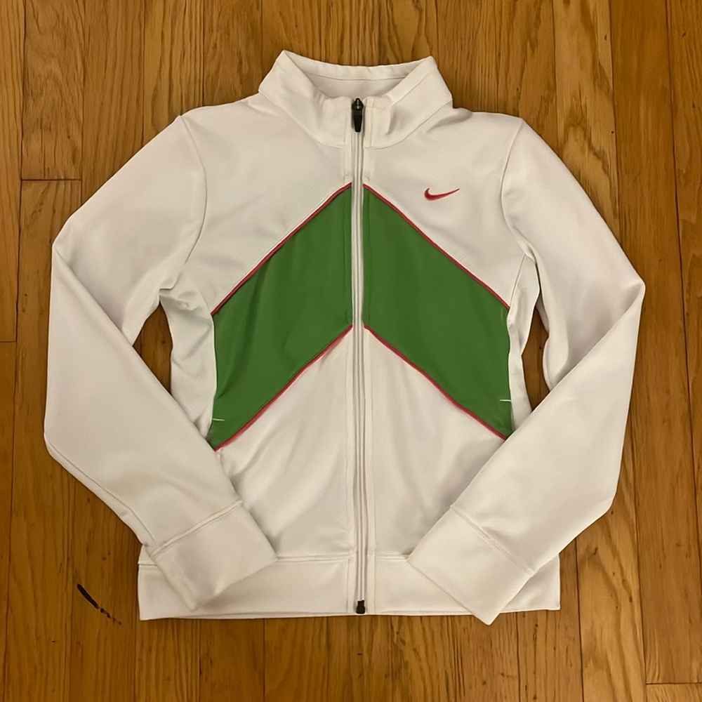 Nike Dri-Fit collared neck zip up. Size: Youth Medium
